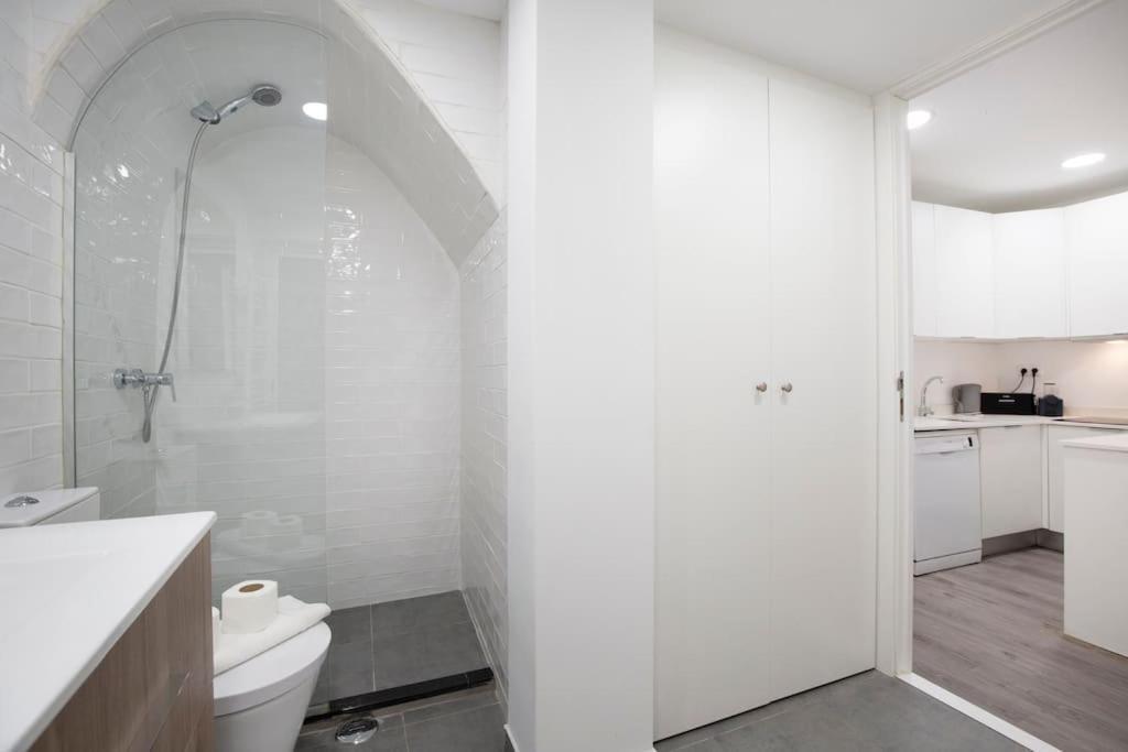 Santa Marta Cozy Apt W/ Ac Lisboa Eksteriør billede