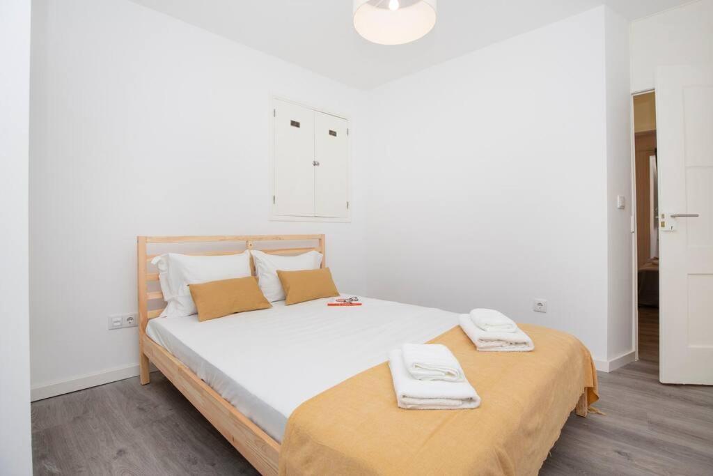 Santa Marta Cozy Apt W/ Ac Lisboa Eksteriør billede